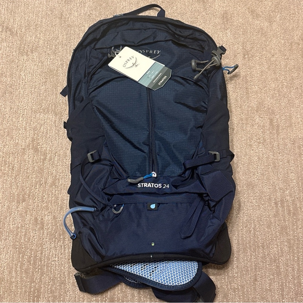 ❌SOLD❌Osprey Stratos 24 Men's Backpack - Navy Blue NWT